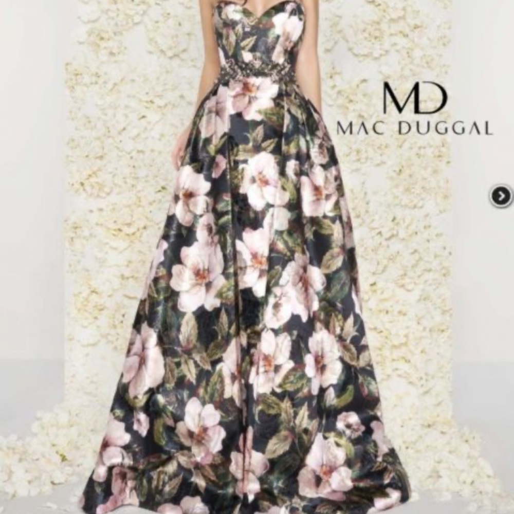 Mac Duggal Gilded Magnolia Gown